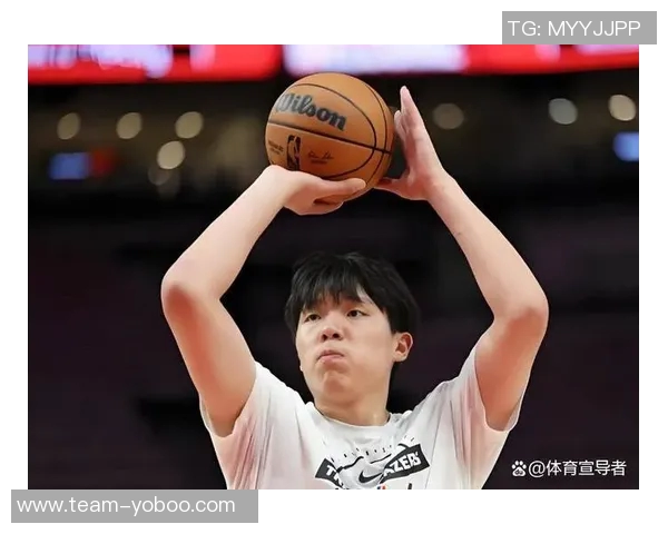 软萌甜妹主持炼炼呼吁大家多给杨瀚森耐心关注内在表现而非单纯数据